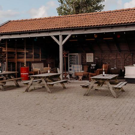 Finse Woning Op Camping De Tulpenweide Breezand 外观 照片