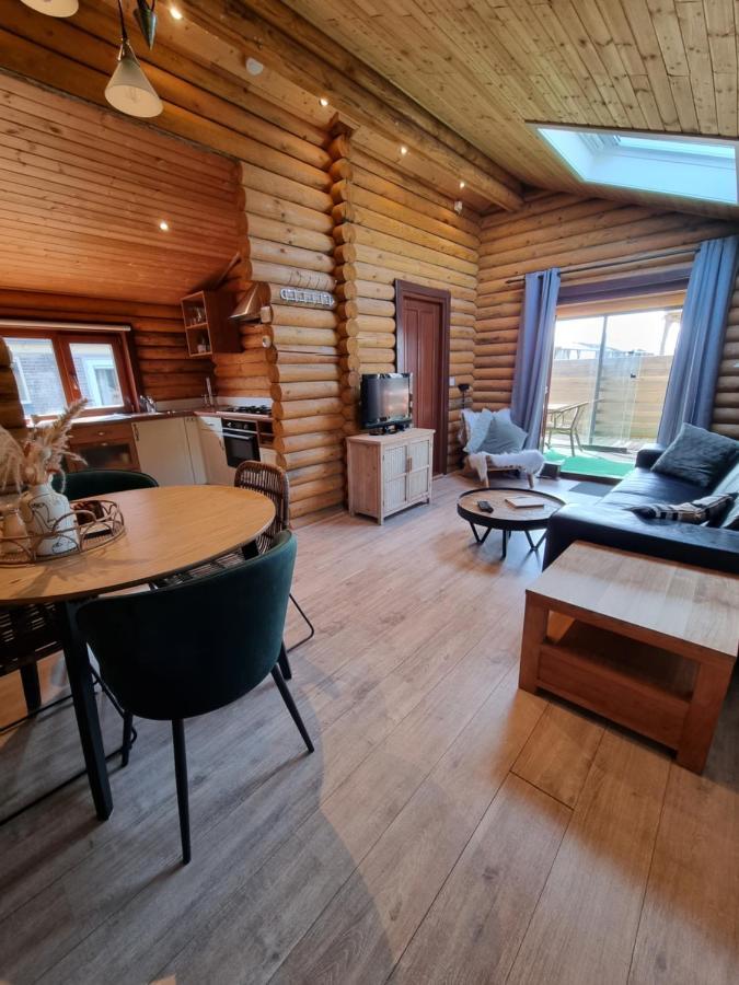 Finse Woning Op Camping De Tulpenweide Breezand 外观 照片