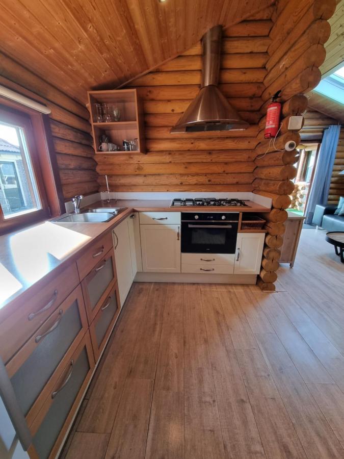 Finse Woning Op Camping De Tulpenweide Breezand 外观 照片